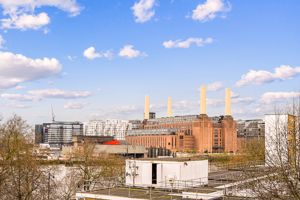 Photo 16- click for photo gallery